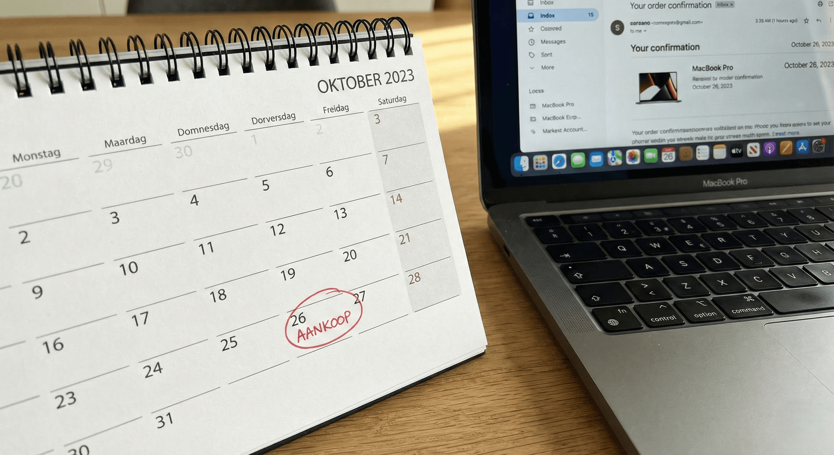 Kalender die de leeftijd van de laptop aangeeft om te bepalen of reparatie zinvol is.